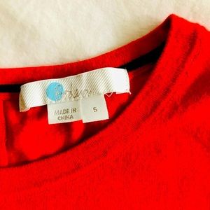 Short sleeve sweater